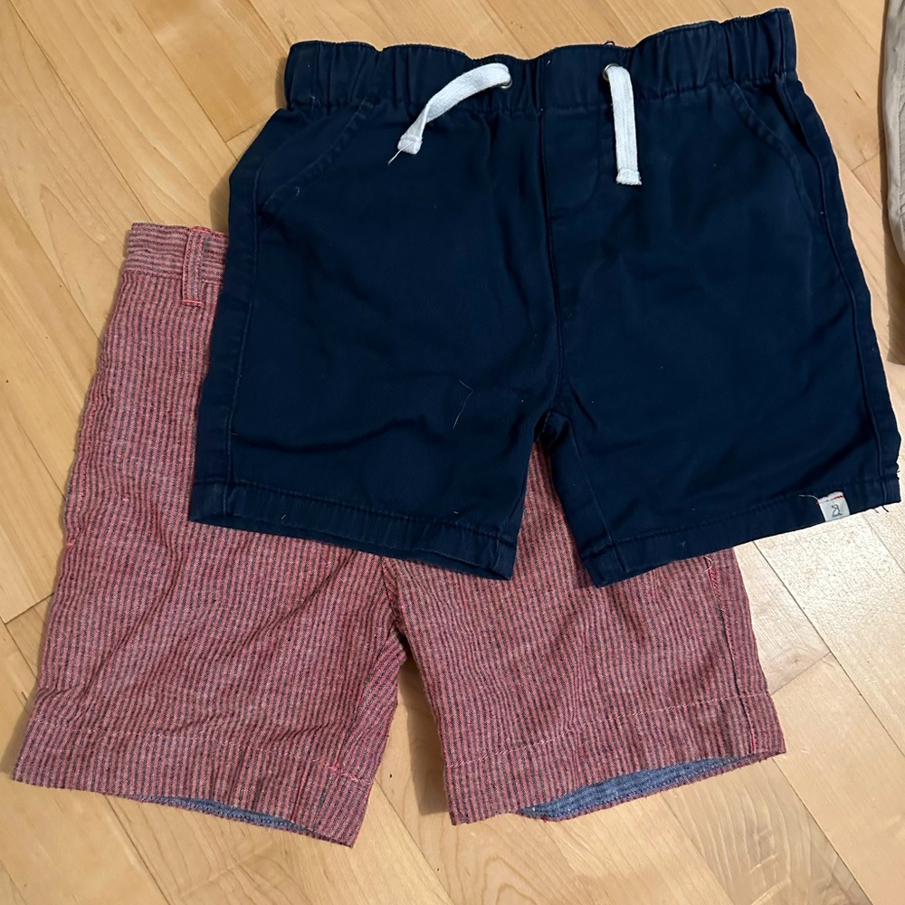 5 Pairs of boy shorts.  3 are Hanna Anderson, 2 are by Me & Henry